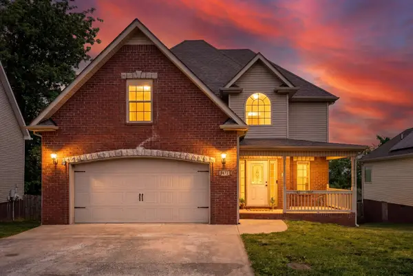 3472 Melrose Dr, Clarksville, TN 37042