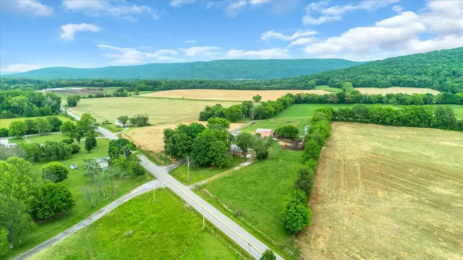 30 Jd Ring Rd, Hillsboro, TN 37342 - #2