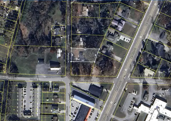 917 Madison St, Manchester, TN 37355