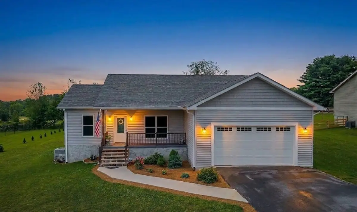 64 Perry Creek Dr, Crossville, TN 38572 - #1