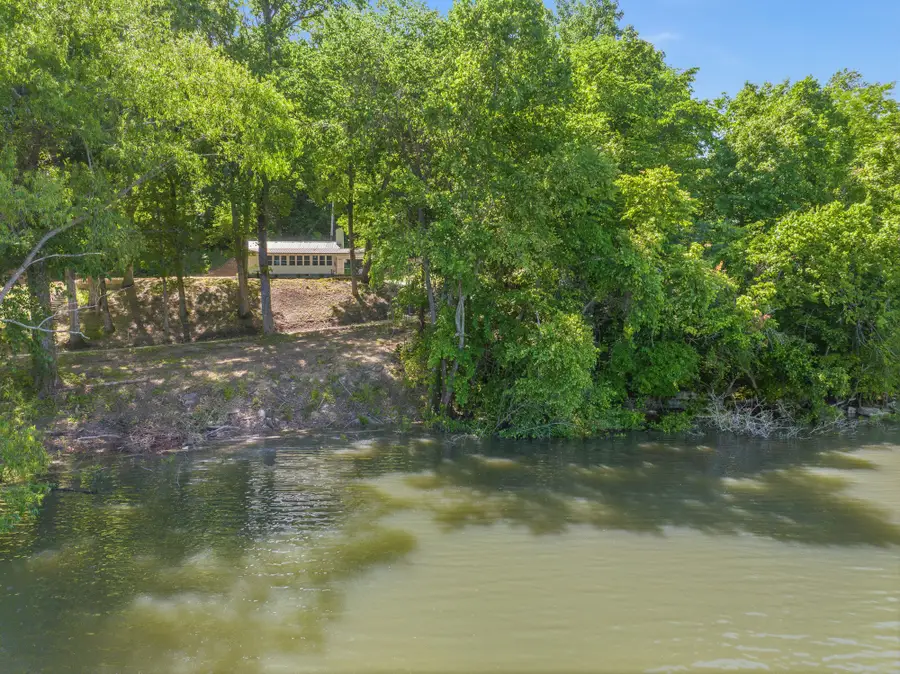549 Little Jackson Ln, Parsons, TN 38363 - #2