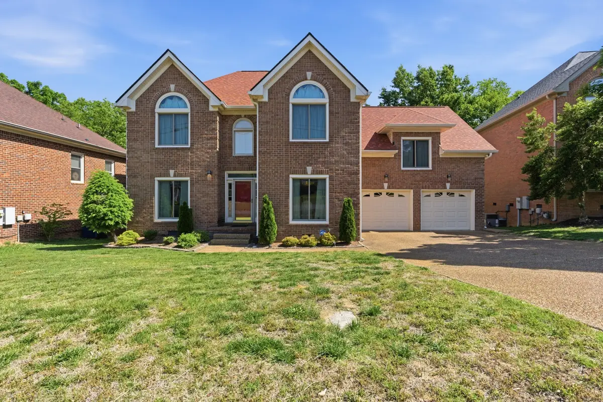 4913 Tulip Grove Ln, Hermitage, TN 37076 - #1