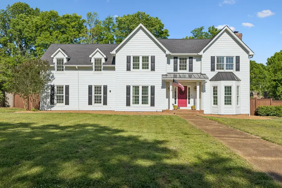 100 Deerfield Dr, Columbia, TN 38401 - #2