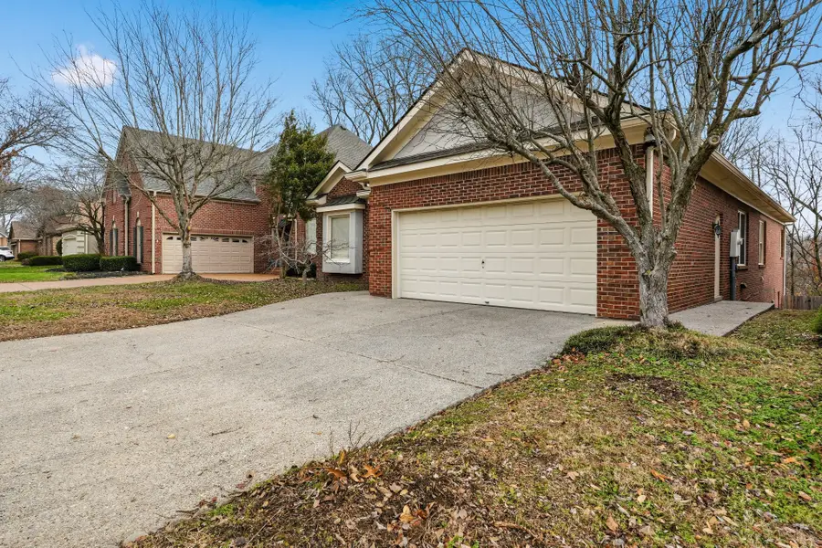 112 Chuzzlewit Down, Brentwood, TN 37027 - #3