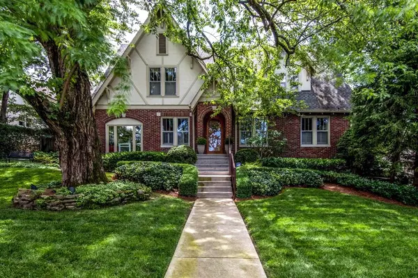 2617 Barton, Nashville, TN 37212