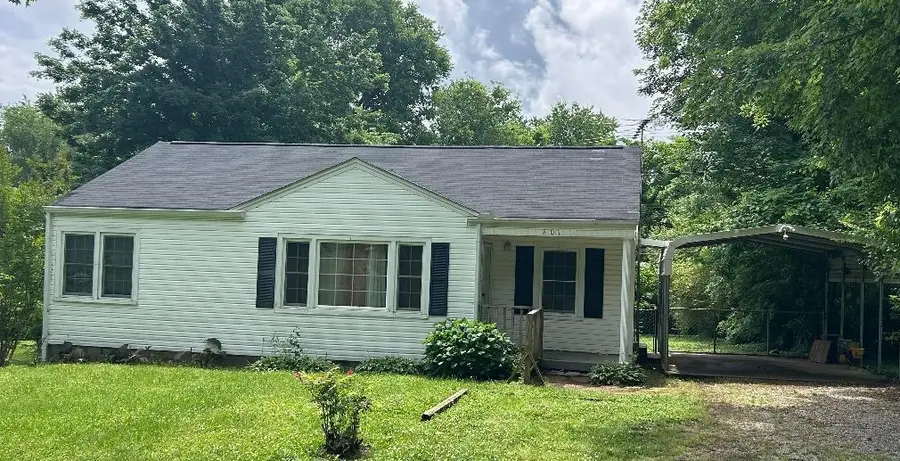 807 W 9th St, Columbia, TN 38401 - #3