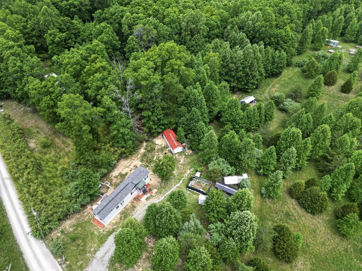 420 Oneida Ln, Wilder, TN 38589 - #1