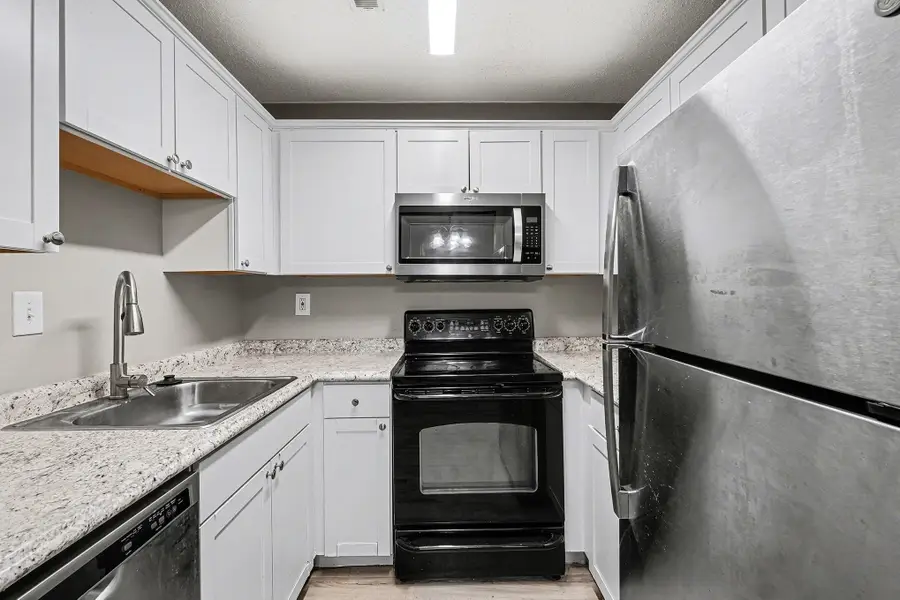 500 Paragon Mills Rd #N15, Nashville, TN 37211 - #3