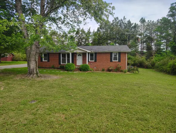 619 Baker Dr, Lafayette, TN 37083