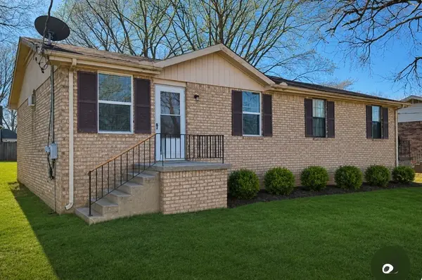 212C Ewing Dr, Nashville, TN 37207