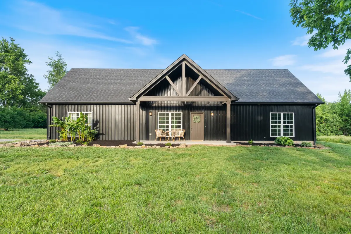 1027 Lockridge Ln, Ashland City, TN 37015 - #1