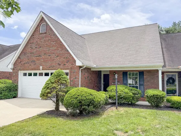 1722 Keeneland Ct, Murfreesboro, TN 37127