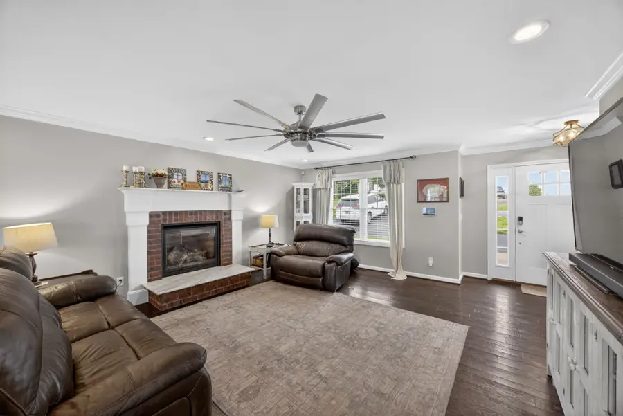 150 Union Ridge Ln, Bloomington Springs, TN 38545 - #3