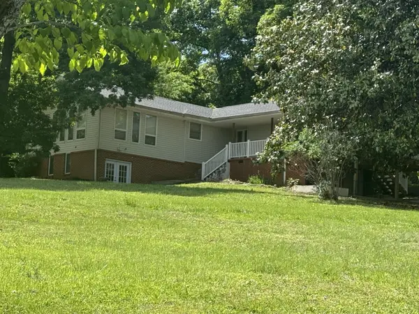 104 Mainsail Road, Kingston, TN 37763