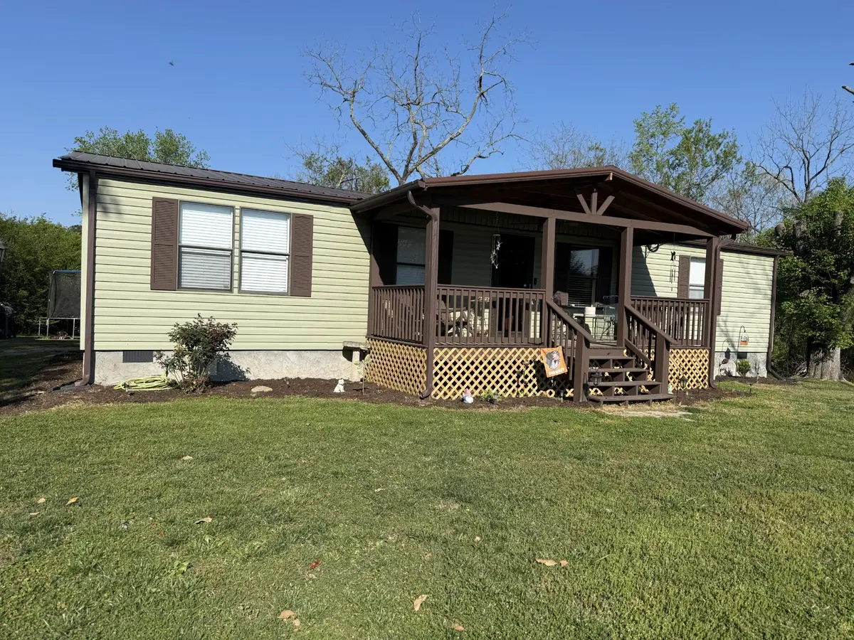 420 E Baldwin Street, Rockwood, TN 37854 - #1