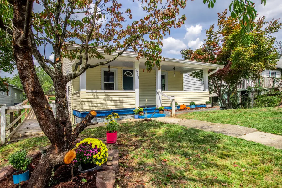 1915 Mccroskey Avenue, Knoxville, TN 37917 - #2
