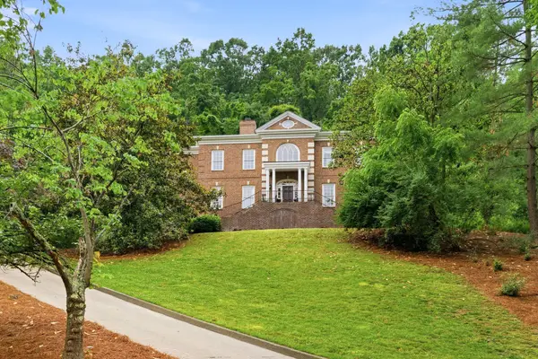 55 Annandale, Nashville, TN 37215