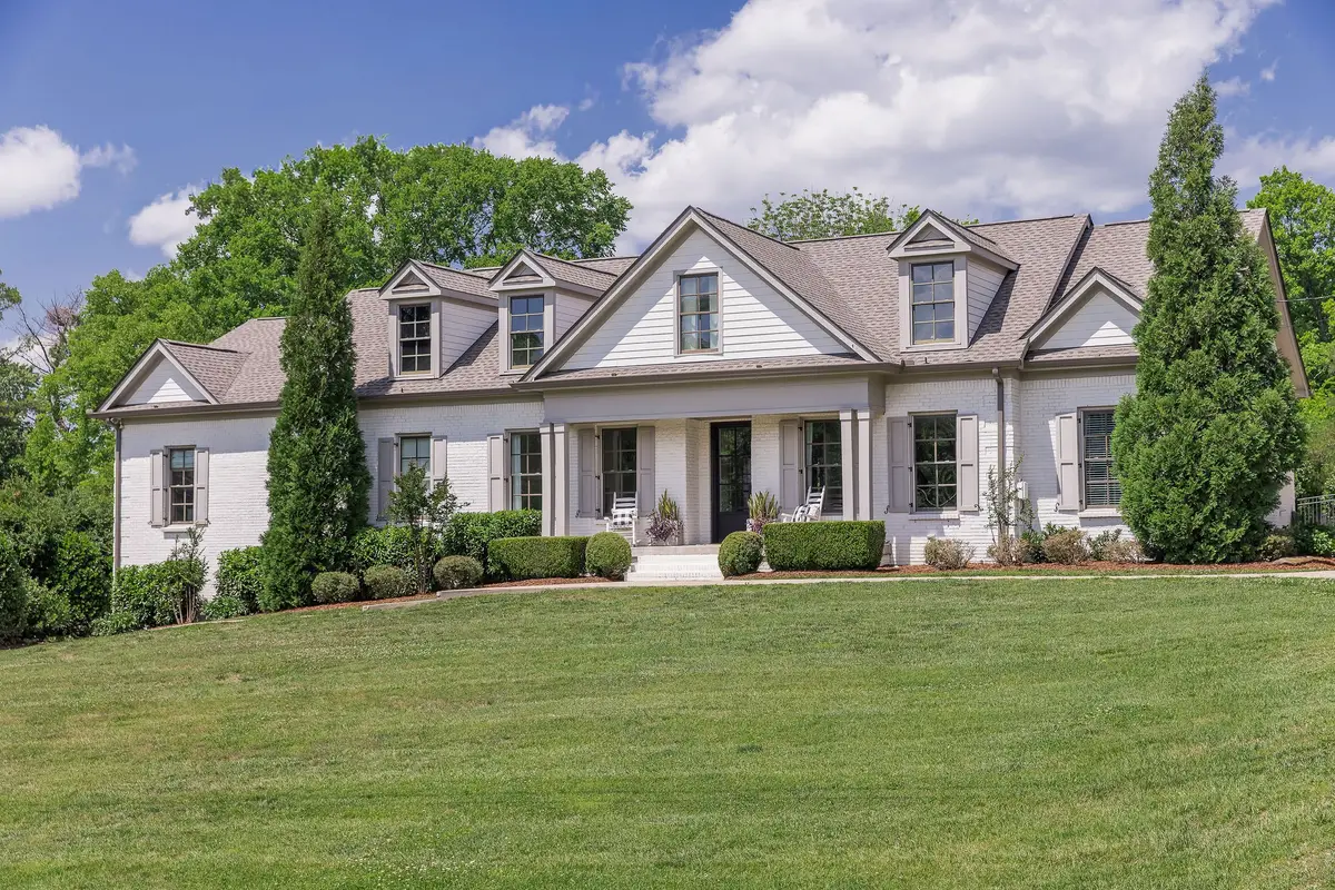 8108 Vaden Dr, Brentwood, TN 37027 - #1