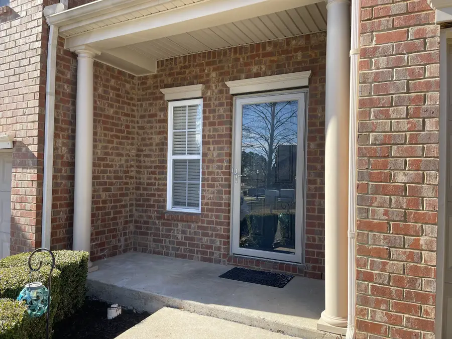 8318 Oak Knoll Dr, Brentwood, TN 37027 - #2