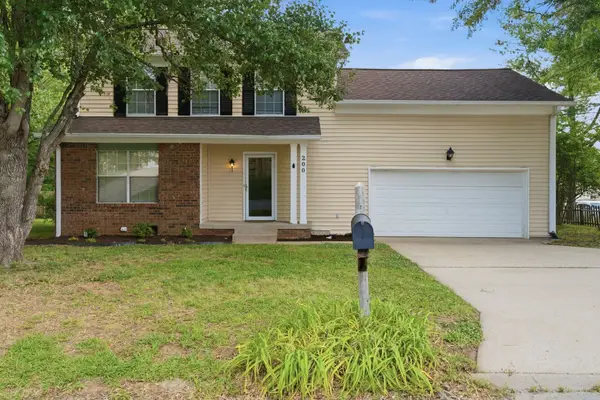 200 Barrington Ct, Old Hickory, TN 37138