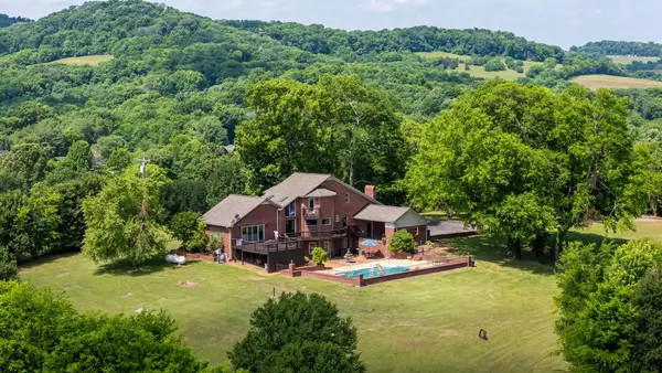 1979 Buck Daniels Rd, Culleoka, TN 38451
