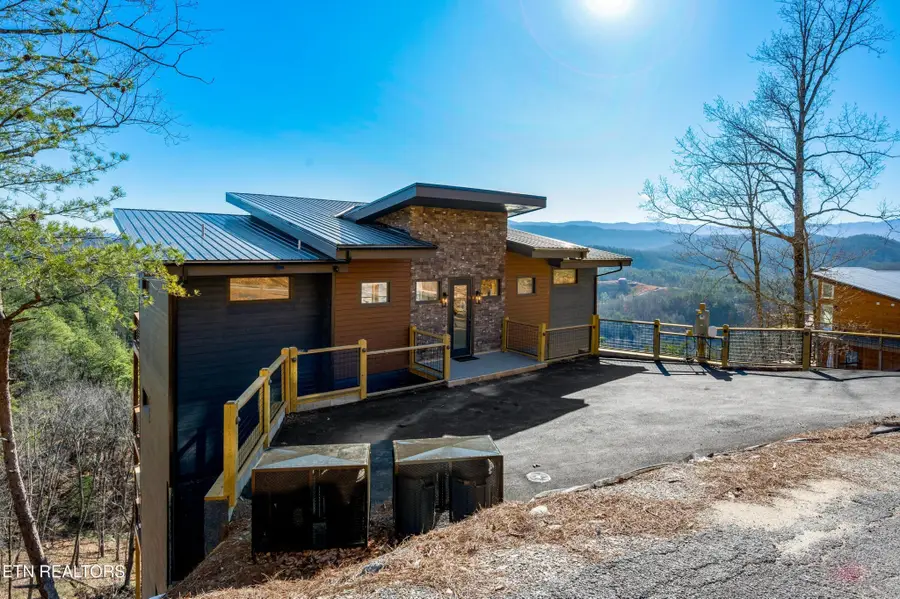 1015 Leslie Way, Sevierville, TN 37876 - #2