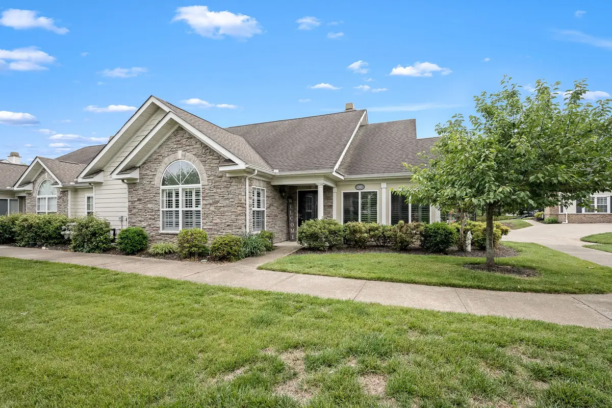 825 S Browns Ln #2002, Gallatin, TN 37066 - #1