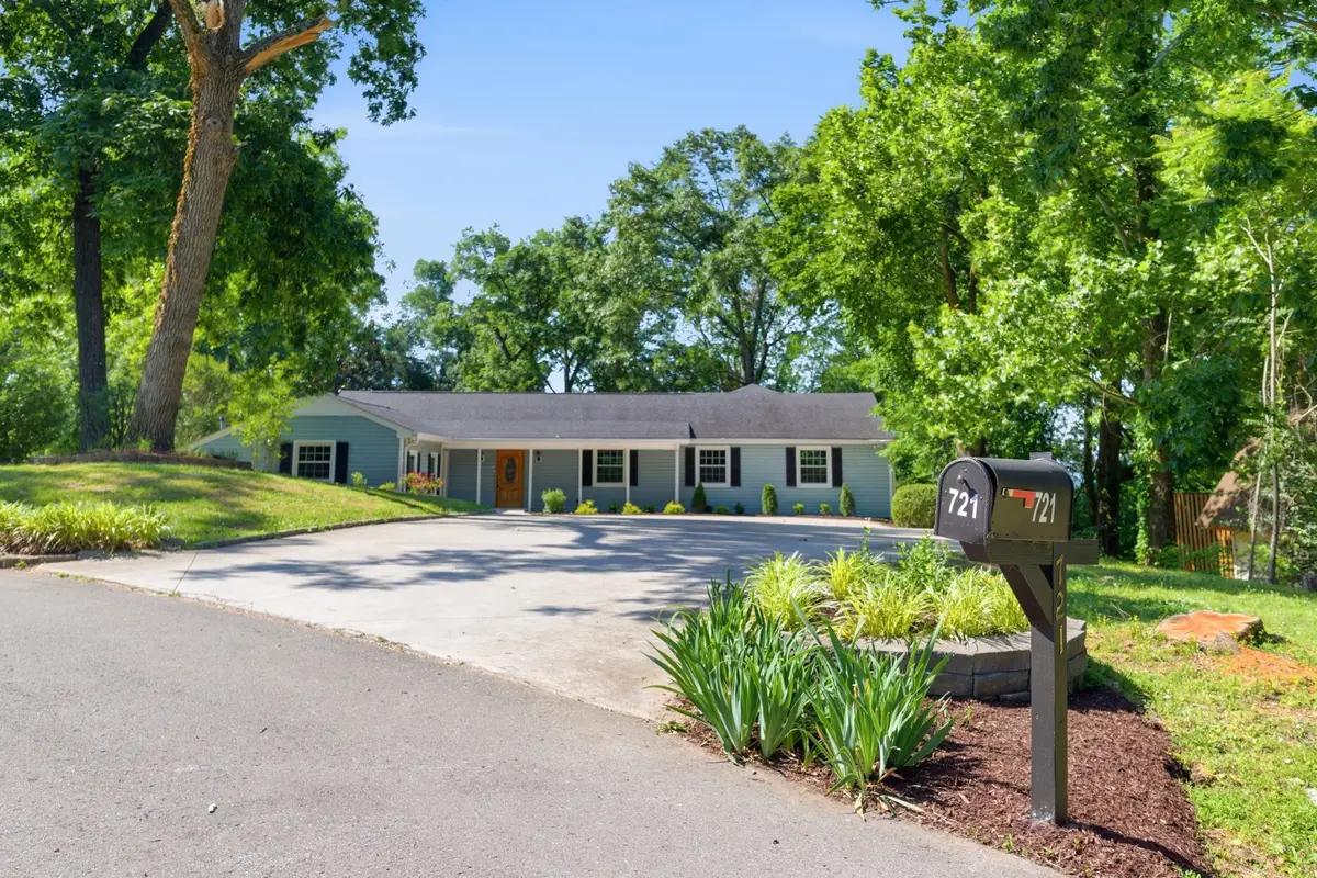 721 Stirrup Ct, Nashville, TN 37221 - #1
