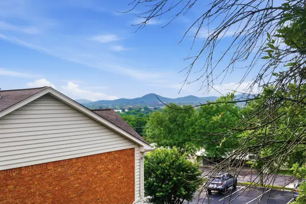 1604 Brentwood Pointe, Franklin, TN 37067