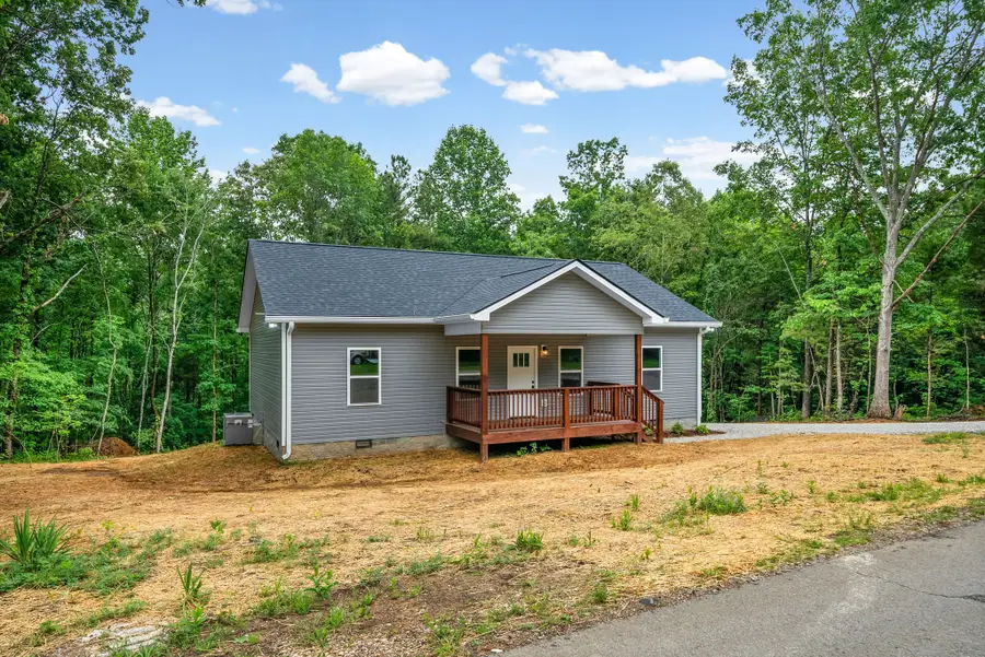 690 Brazzle Rd, Waverly, TN 37185 - #2
