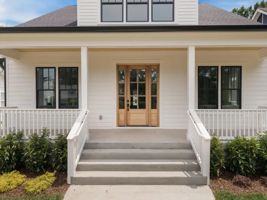 1015 Stockell St, Nashville, TN 37207 - #3