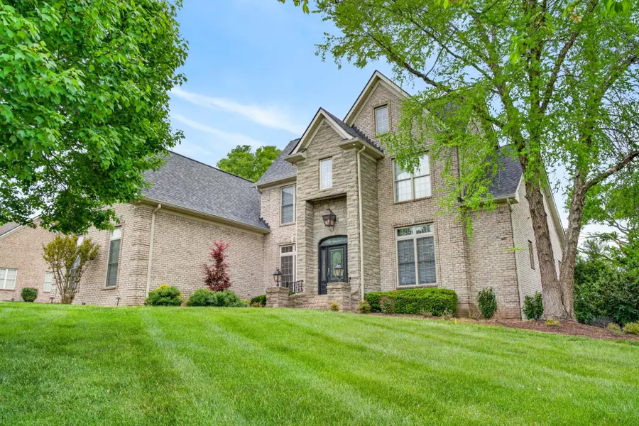 100 Gaston St, Hendersonville, TN 37075 - #2