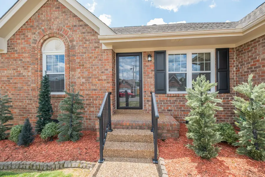 120 Cloverfield Ct, Hendersonville, TN 37075 - #3