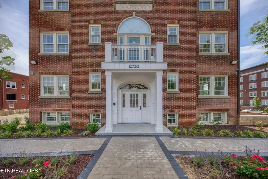 2730 E Magnolia Ave #303, Knoxville, TN 37914 - #2