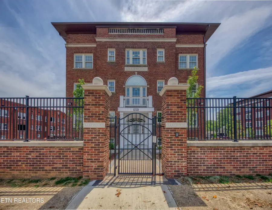 2730 E Magnolia Ave #303, Knoxville, TN 37914 - #3