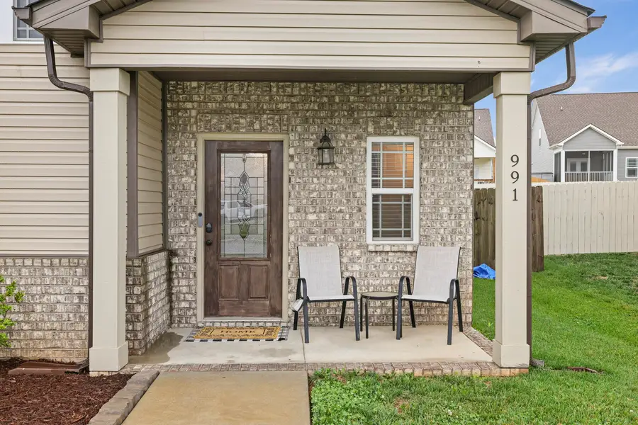 991 Cherry Blossom Ln, Clarksville, TN 37040 - #2