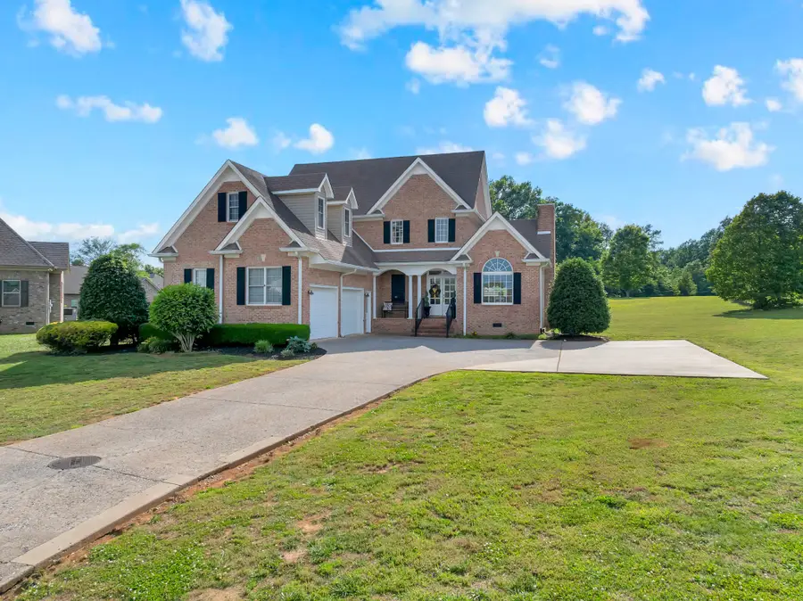 102 Waycross Dr, Shelbyville, TN 37160 - #3