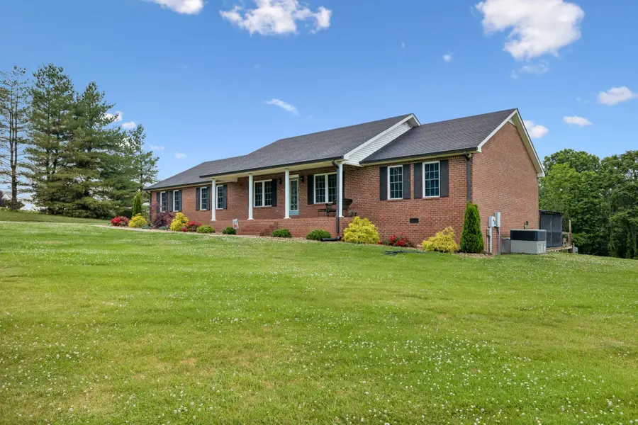 273 Old Coleytown Ln, Lafayette, TN 37083 - #3