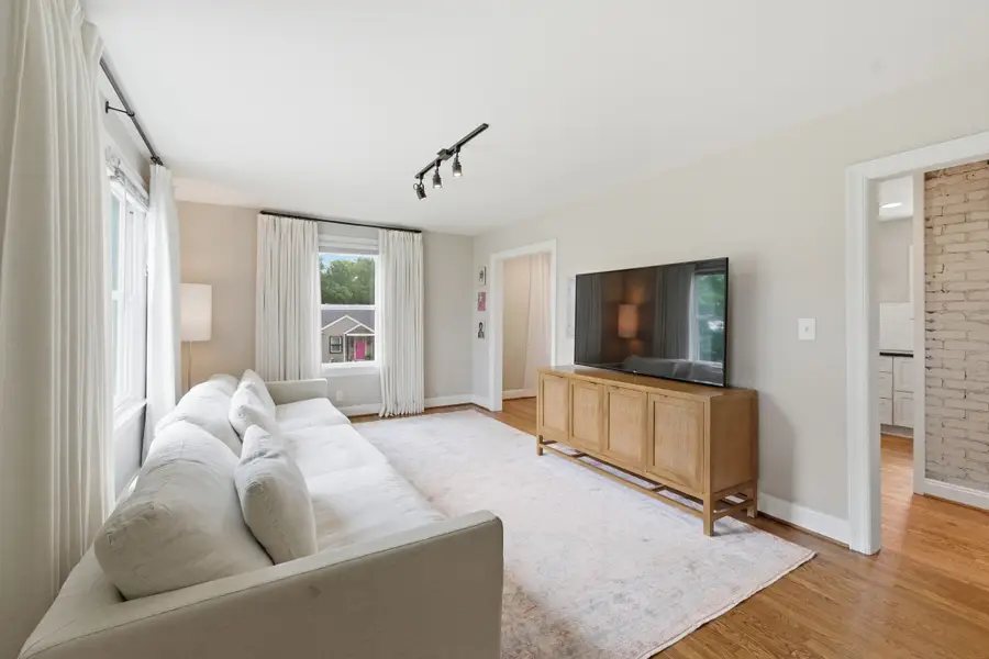 944 Chickasaw Ave, Nashville, TN 37207 - #2