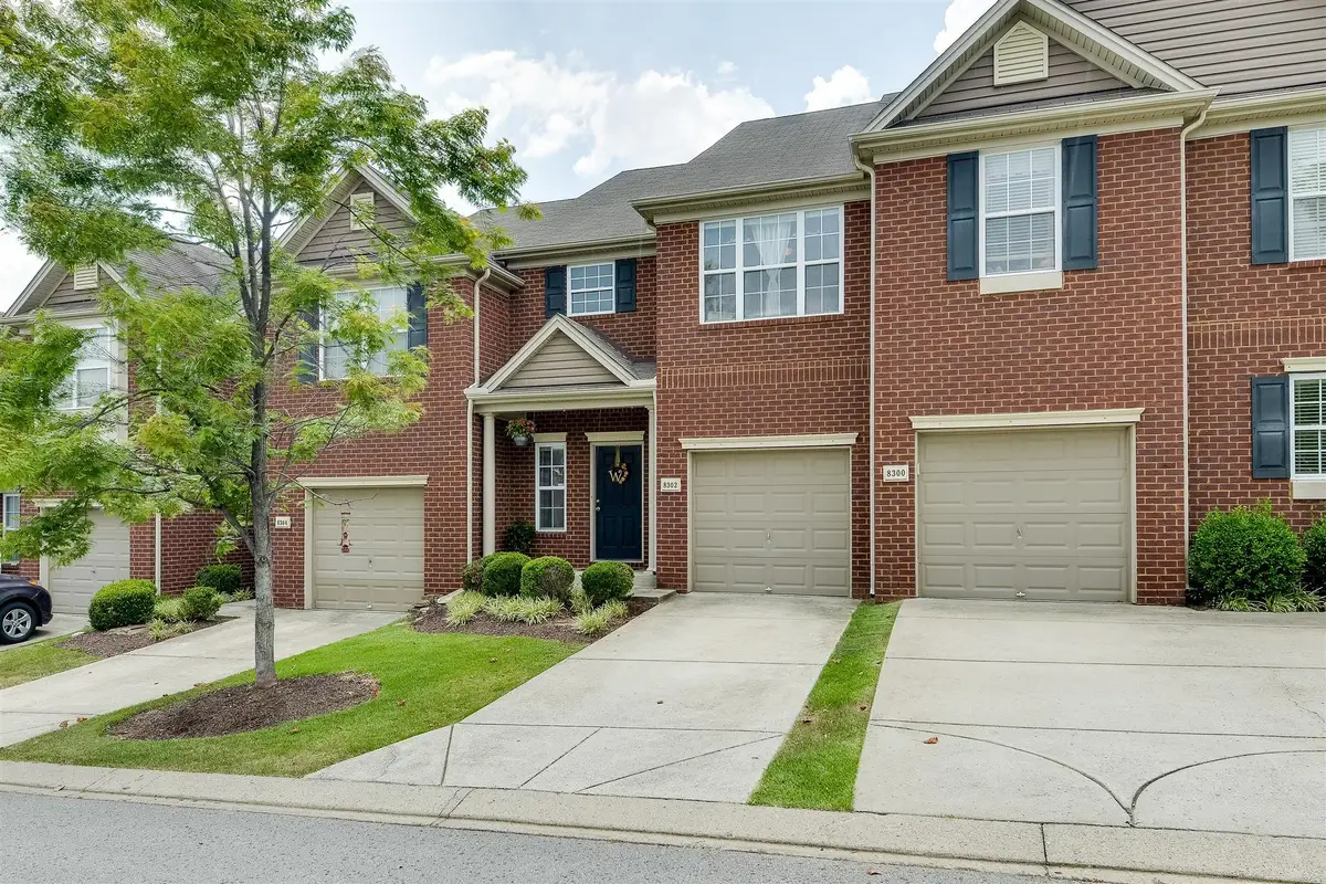 8302 Oak Knoll Dr, Brentwood, TN 37027 - #1