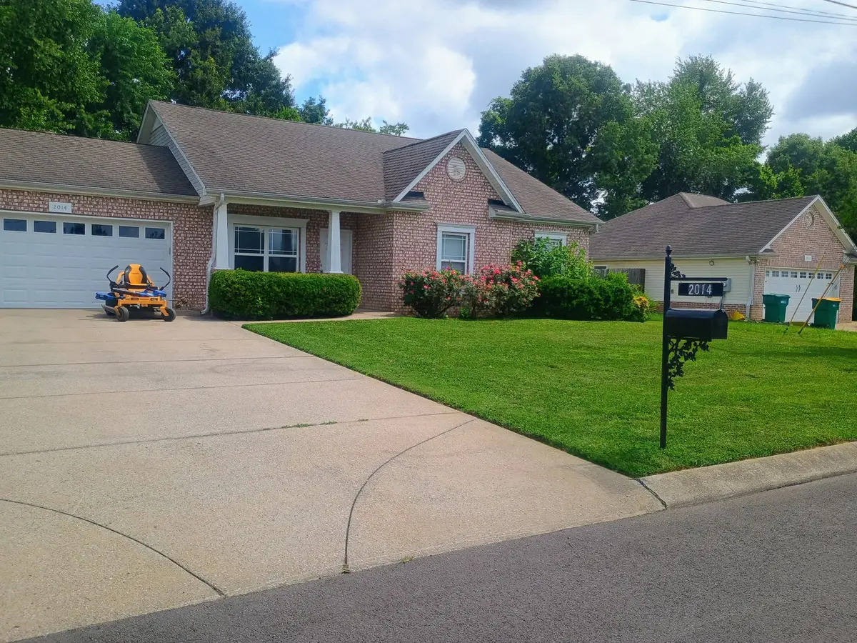 2014 Sparrow St, Spring Hill, TN 37174 - #1
