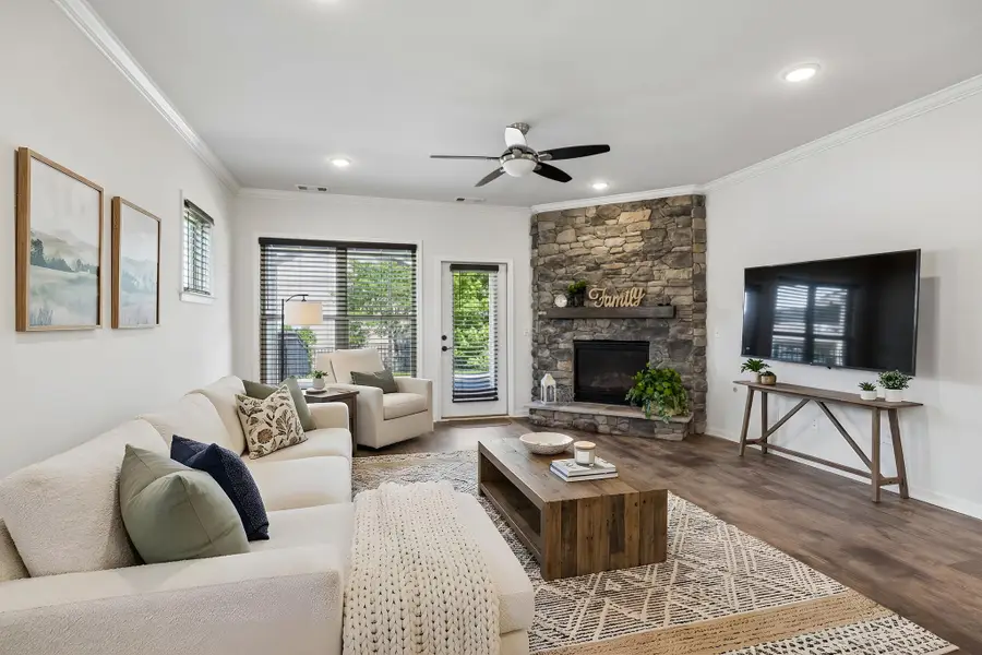 2212 Henderson Dr, Spring Hill, TN 37174 - #3