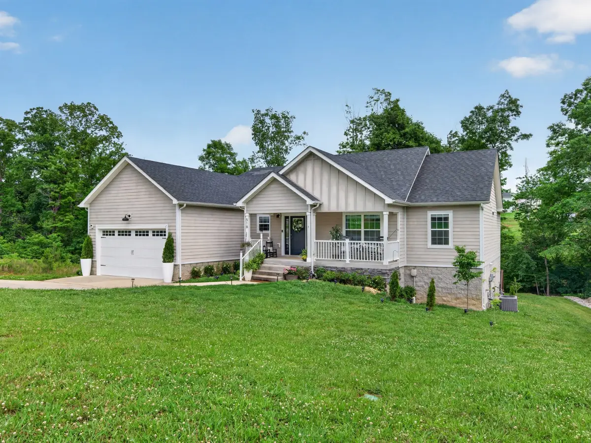 518 Poplar Bend Dr, Dickson, TN 37055 - #1
