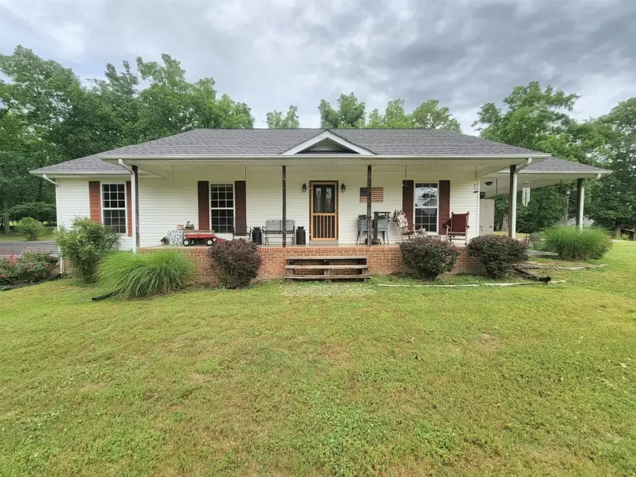 1089 Jim Clark Rd, Erin, TN 37061 - #2
