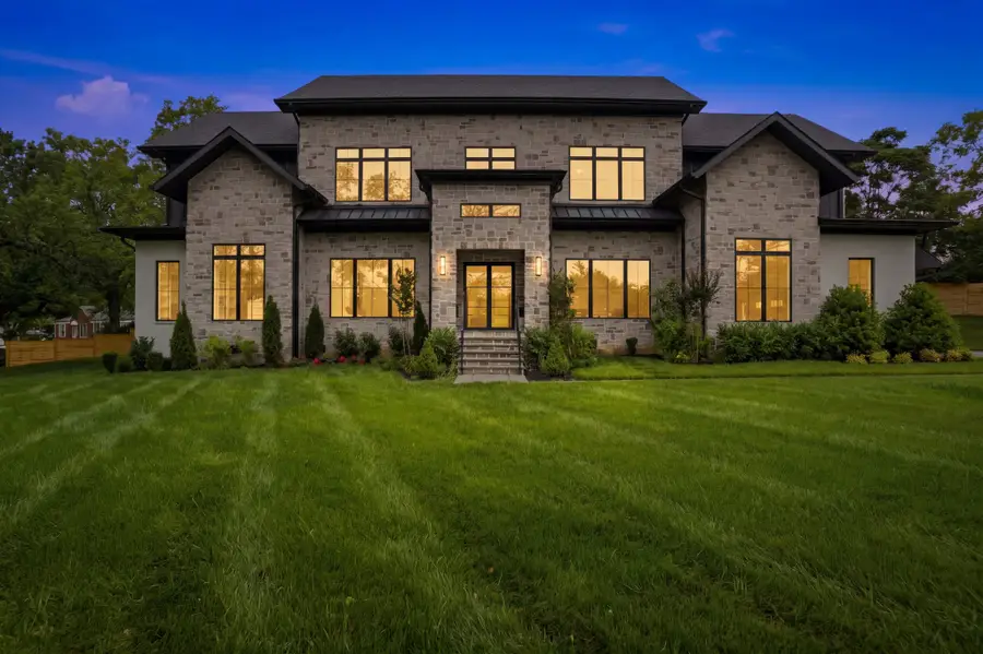 6612 Fleetwood Dr, Nashville, TN 37209 - #2