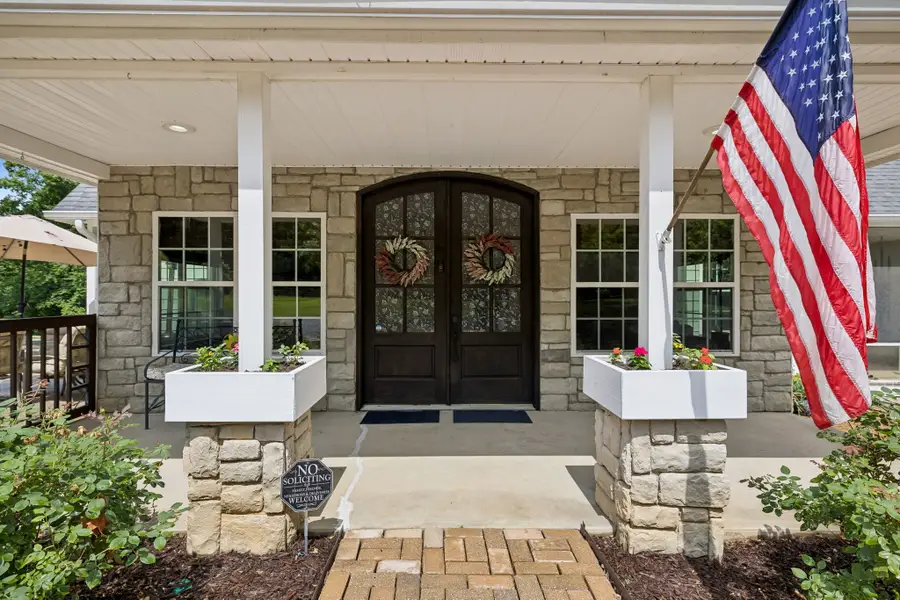 7916 E Plunders Creek Rd, Dickson, TN 37055 - #3