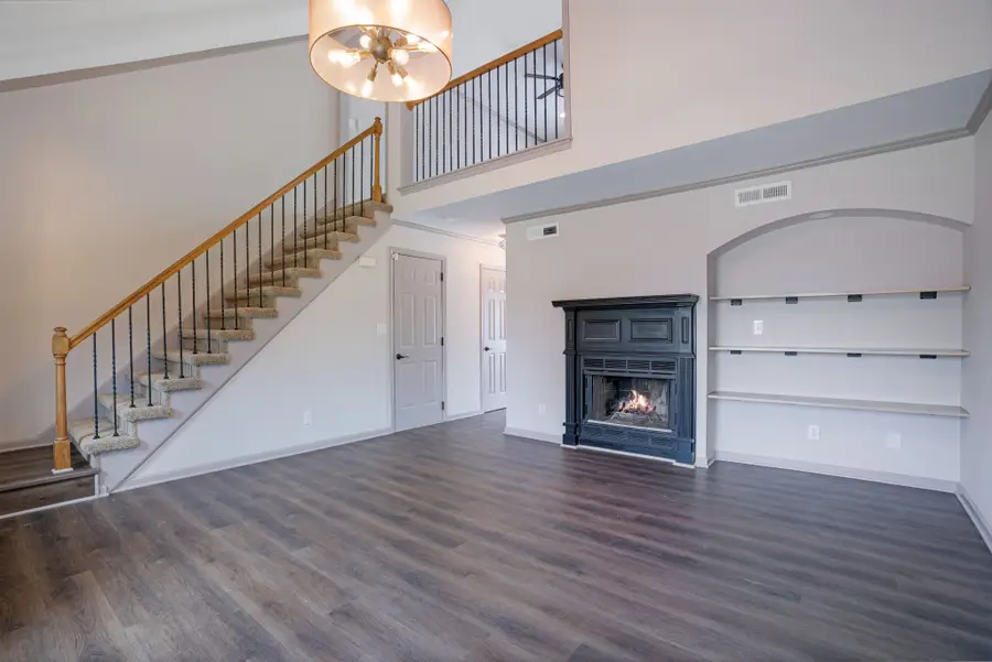 12 Magnolia Sq, Clarksville, TN 37043 - #2