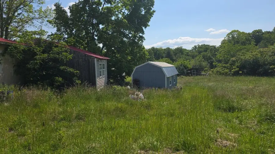 2105 Deer Lodge Hwy, Deer Lodge, TN 37726 - #3