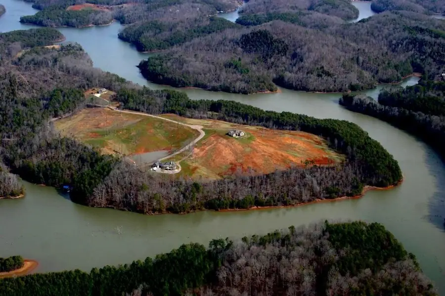 8 Shiners Bluff Drive, Madisonville, TN 37354 - #2
