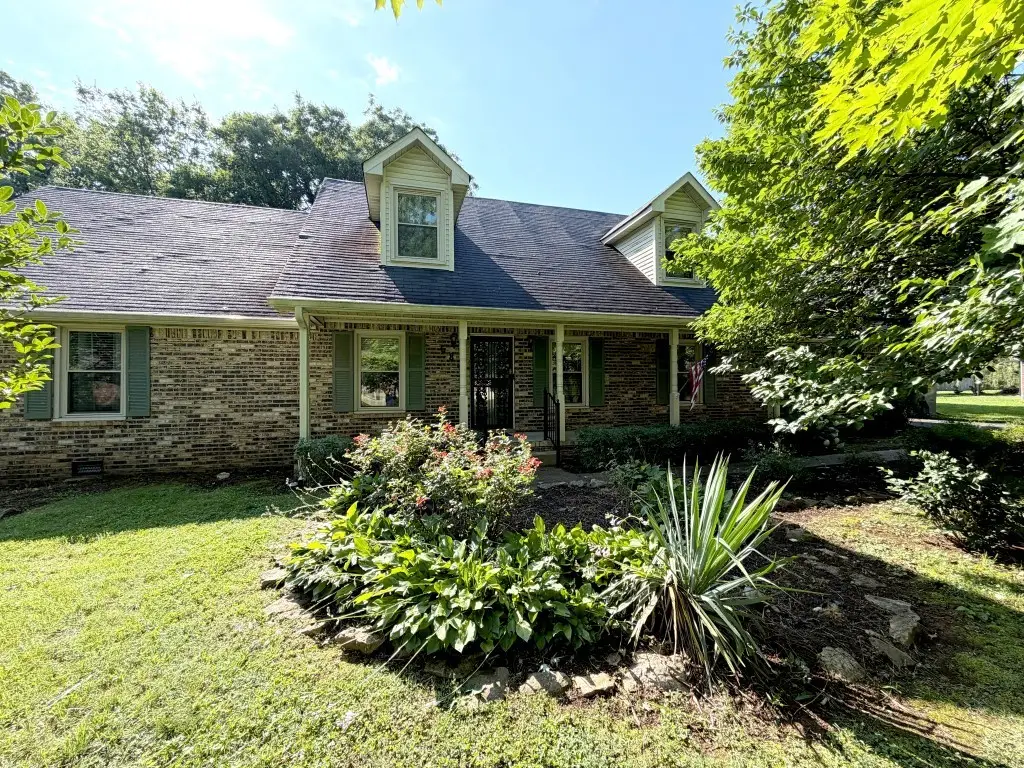 687 Plantation Dr, Murfreesboro, TN 37128 - #1